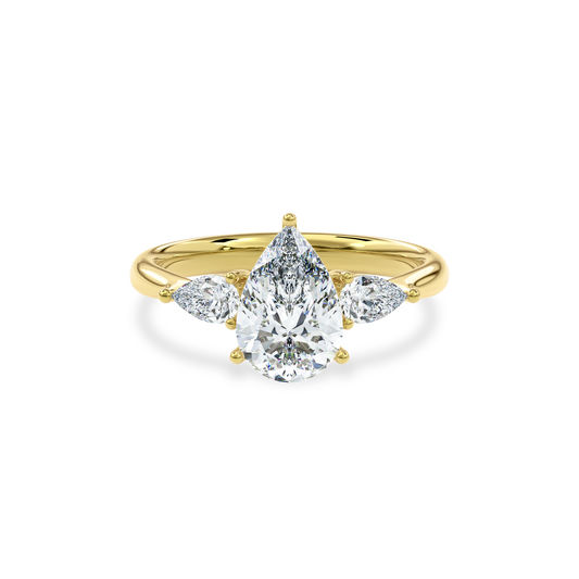 Daphnis Three Stones Engagement Ring Pear•Yellow Gold