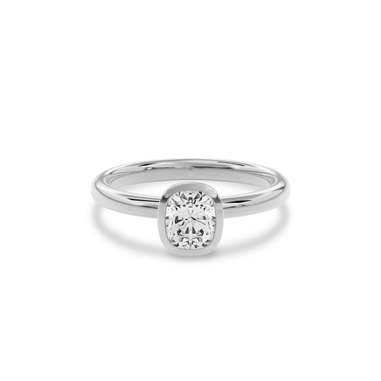 Bezel Ring Cushion•White Gold